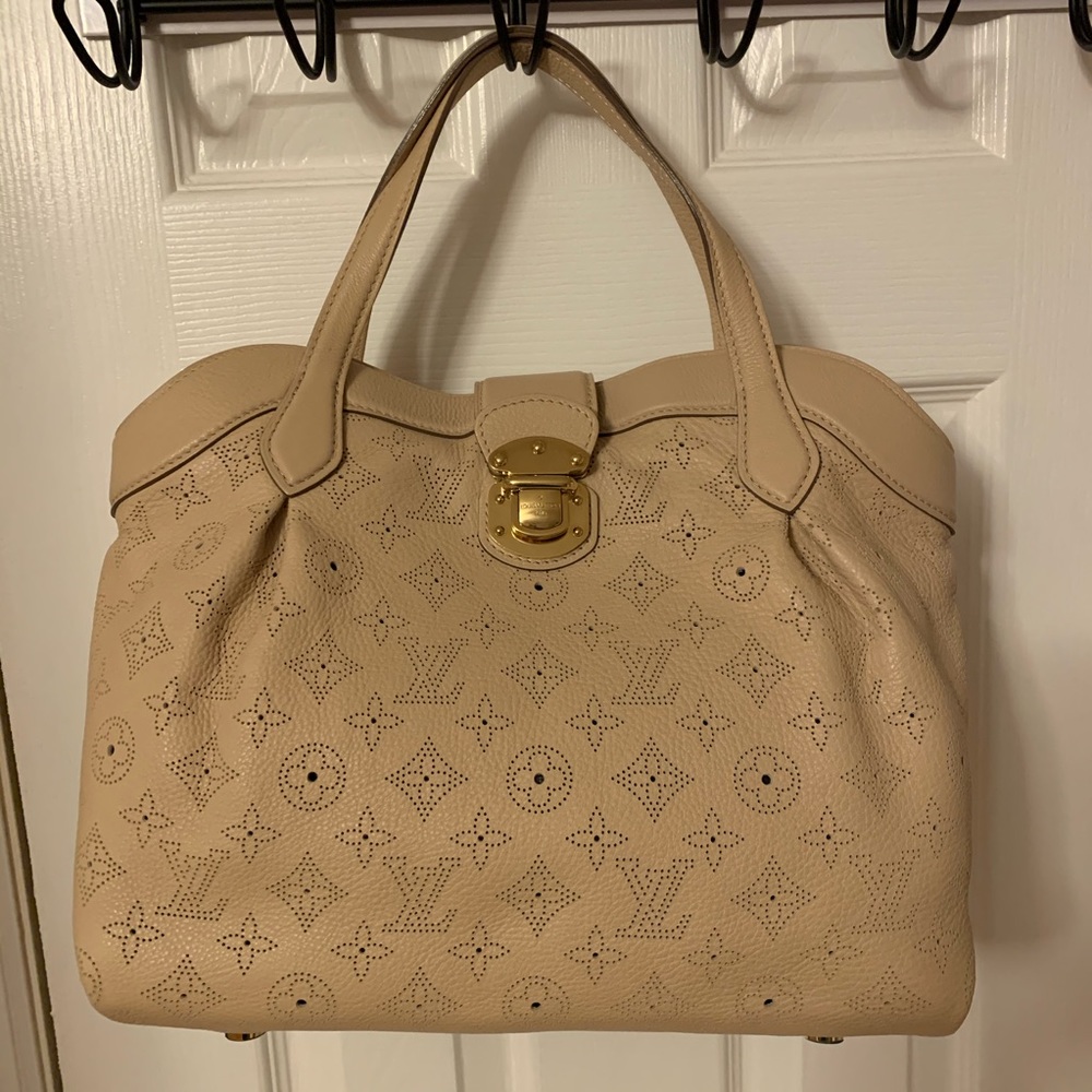 Louis Vuitton Mahina Cirrus PM